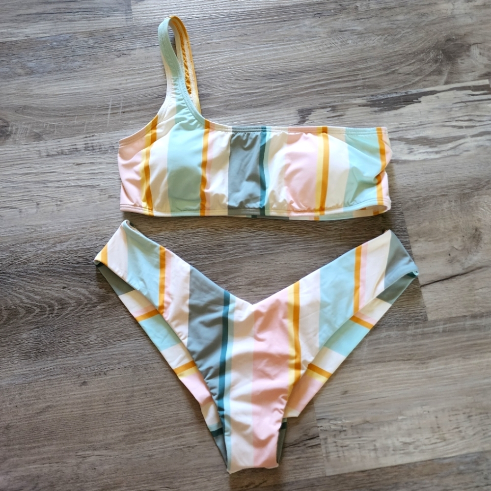 Billabong x Salty Blonde Feelin Salty Bikini